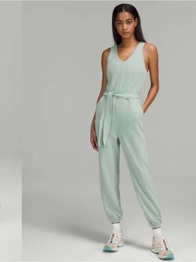 Lululemon Ease of it All V-Neck Jumpsuit
Silver Blue